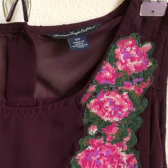 ⭐️MOVING 8/24⭐️ American Eagle Embroidered Tank - Picture 6 of 7